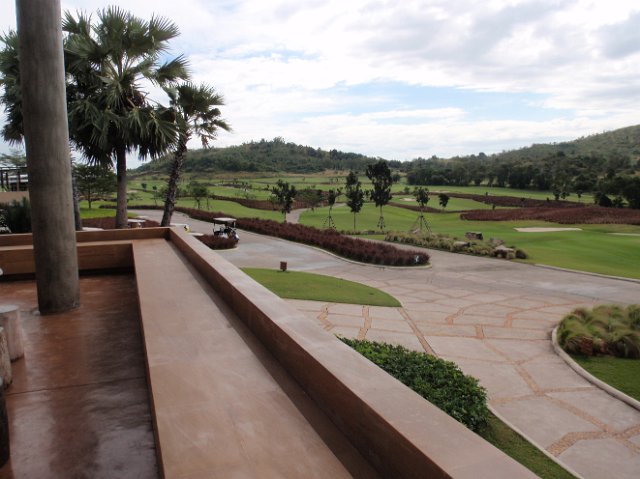 PB150125.JPG - Siam Plantation, toinen upea kenttä