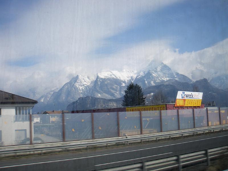 P3070029.JPG - Maisemaa matkalta