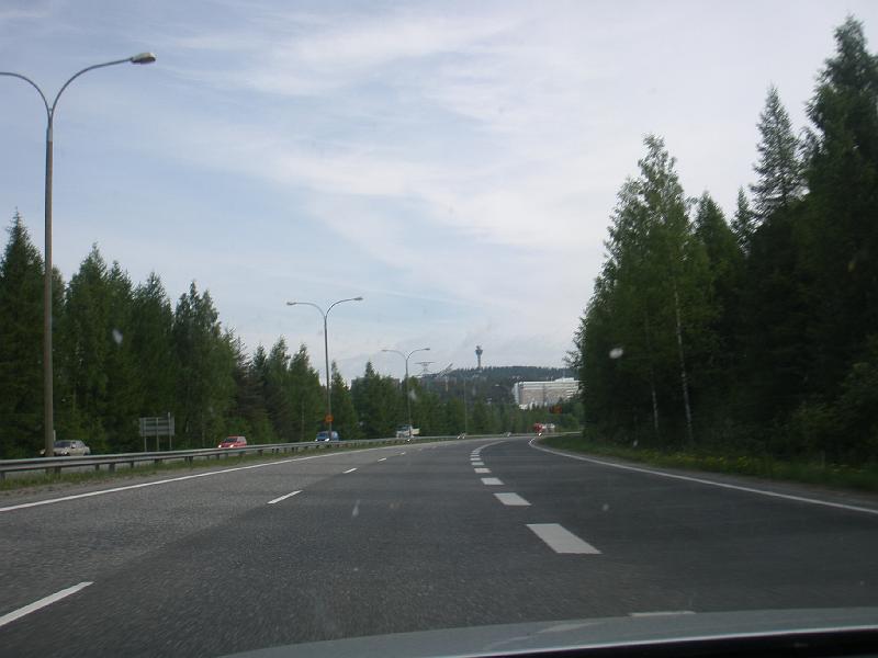 P1010049.JPG - Kas siellä pilkottaa Puijon torni, eli Kuopiossa